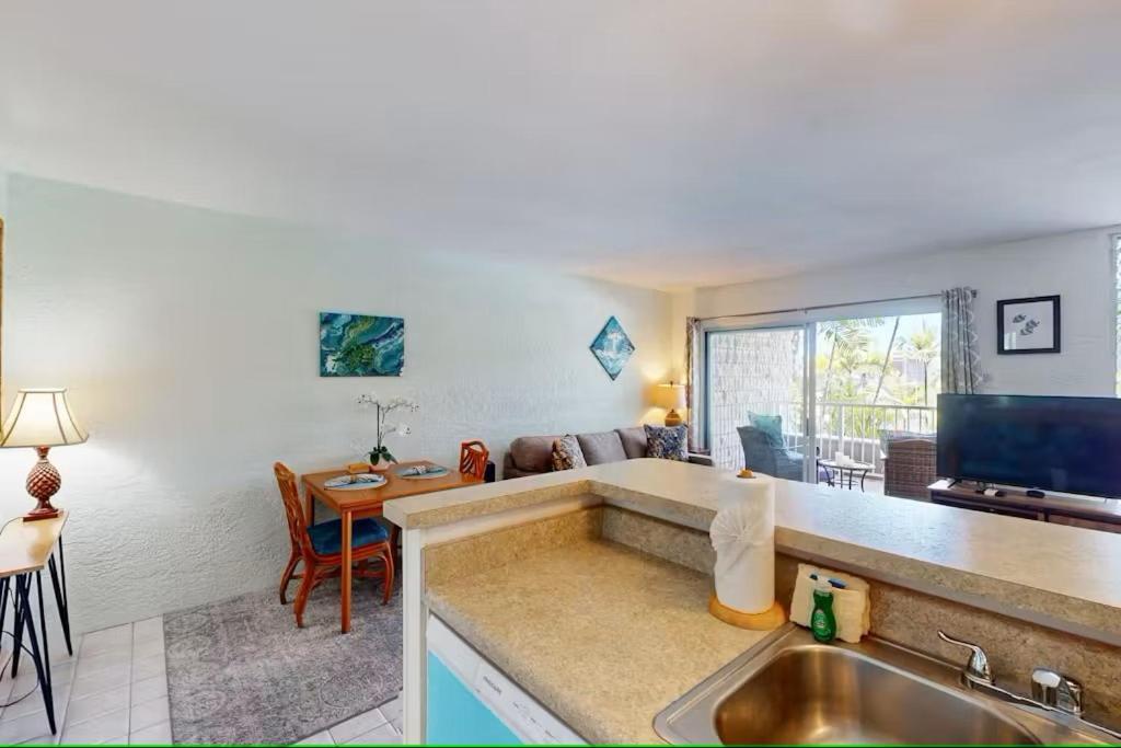 Cozy 1 Bdrm Condo At Ali'I Villas Kailua-Kona Luaran gambar